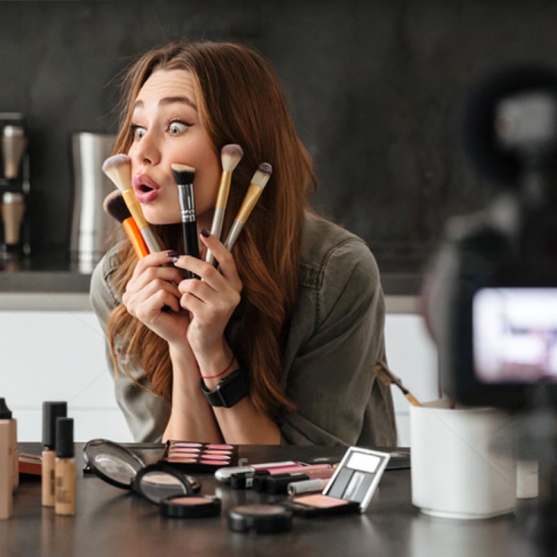 edelkrone DollyONE v2 for makeup tutorials and beauty content